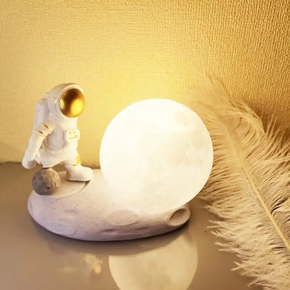 Small Astronaut Moon Touch Sensor Night Light
